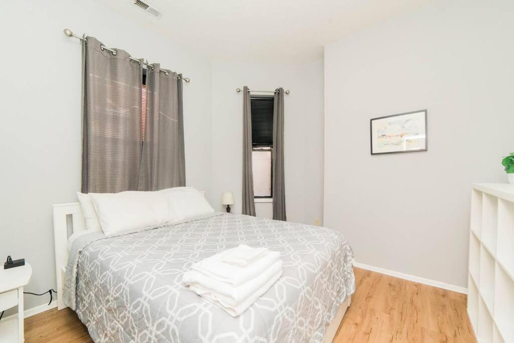 Parking - Walkable - Groupstays - Washer Apartment