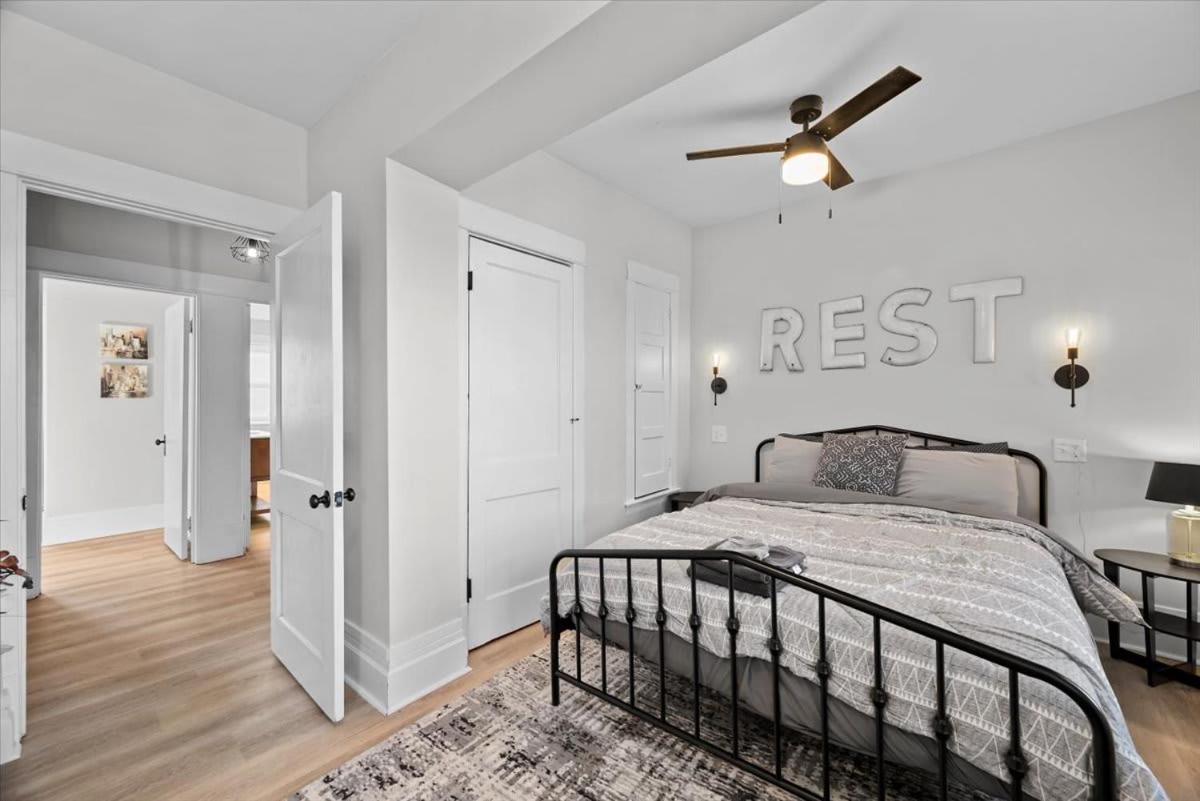 Sophisticated Elegance In Pghs Scenic Locale *