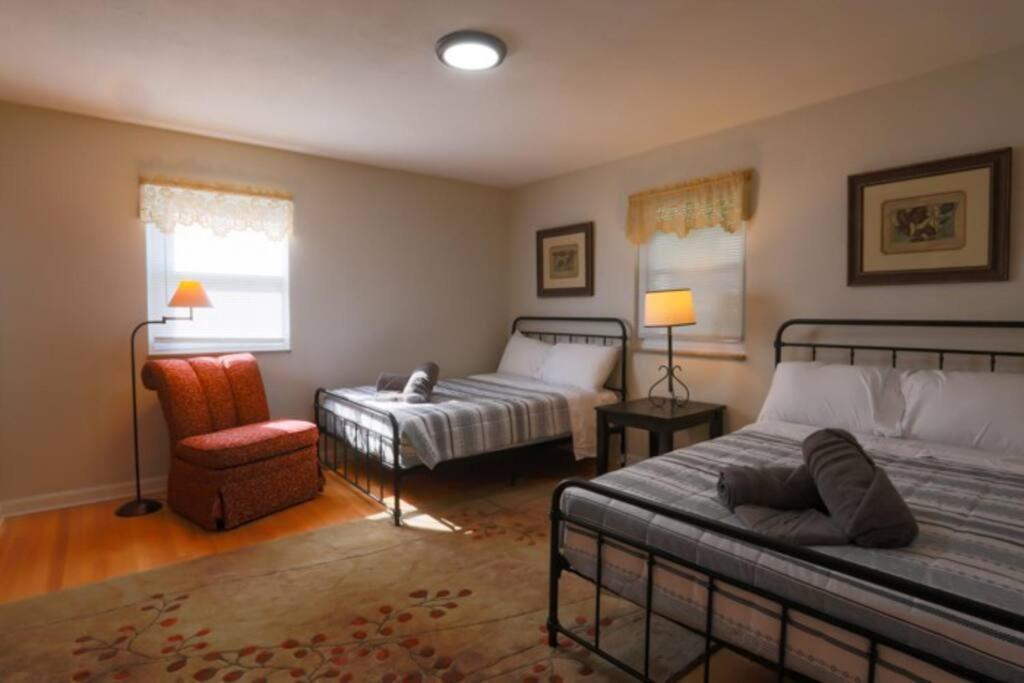Close To * Charming Xl Cape Cod * Airport