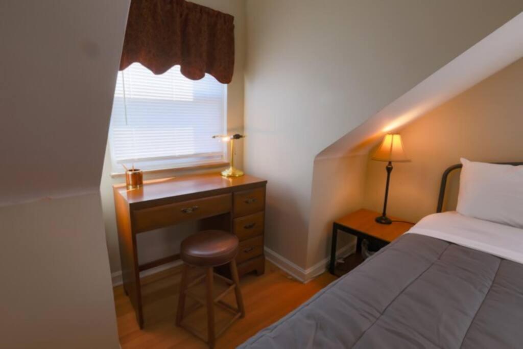Close To * Charming Xl Cape Cod * Airport Pittsburgh