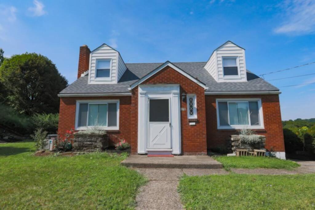Holiday home Close To * Charming Xl Cape Cod * Airport Pittsburgh