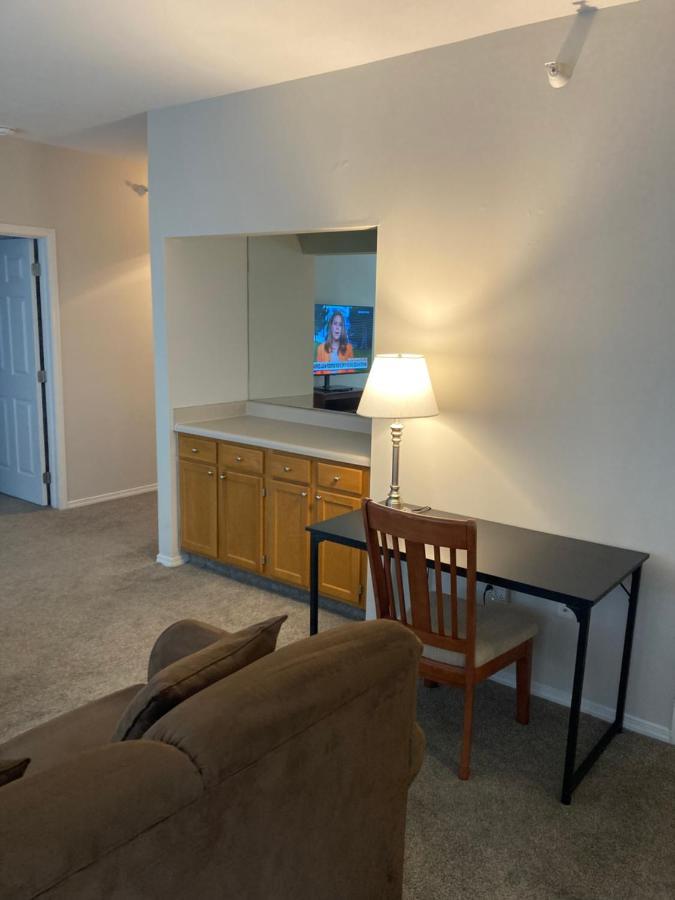 Apartment Street At Bracken House Pittsburgh