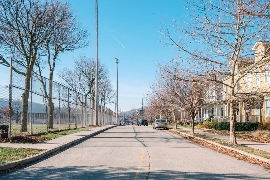 Apartment Free Parking - High Speed Internet - Yard