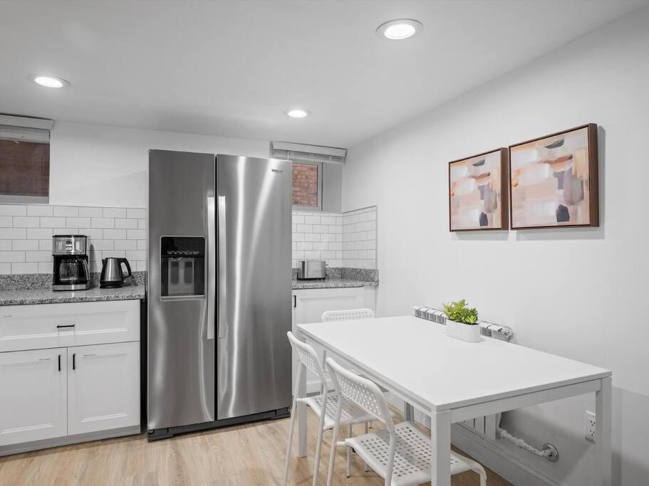 Shadyside, Pittsburgh, Modern And Quiet 1 Bedroom Unit1 With Free Parking * Pittsburgh