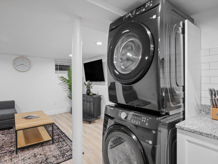 Shadyside, Pittsburgh, Modern And Quiet 1 Bedroom Unit1 With Free Parking