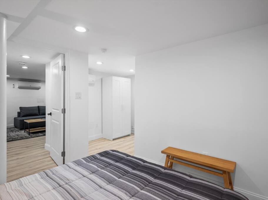Shadyside, Pittsburgh, Modern And Quiet 1 Bedroom Unit1 With Free Parking *