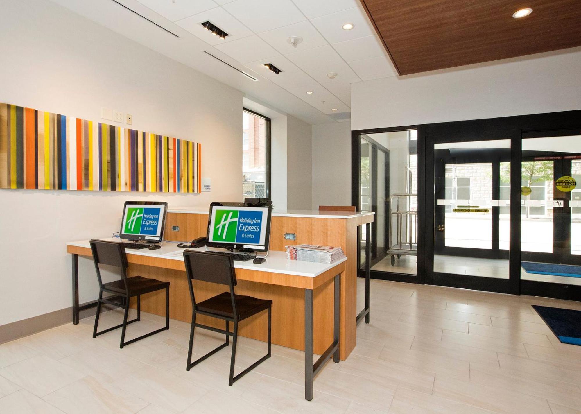 Express & North Shore By Ihg Hotel Pittsburgh