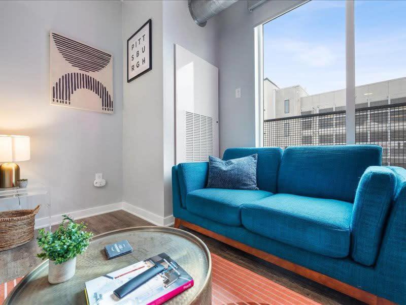 Cozysuites Trendy Sdo, Lawrenceville *