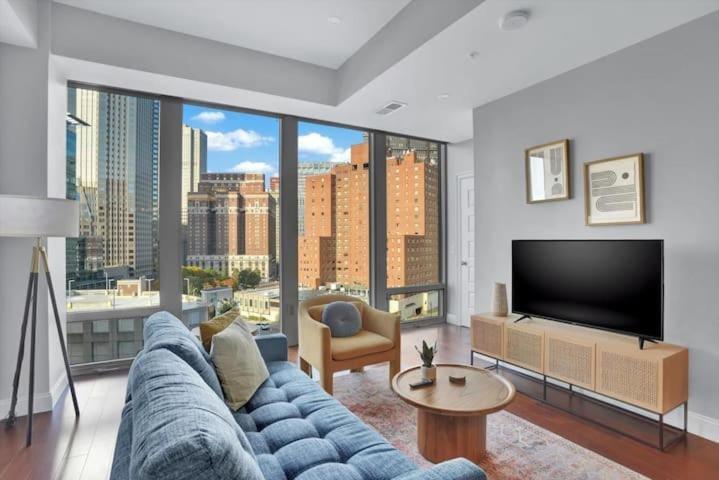 Two Posh Cozysuites, Ppg Paints Arena, Pitts *