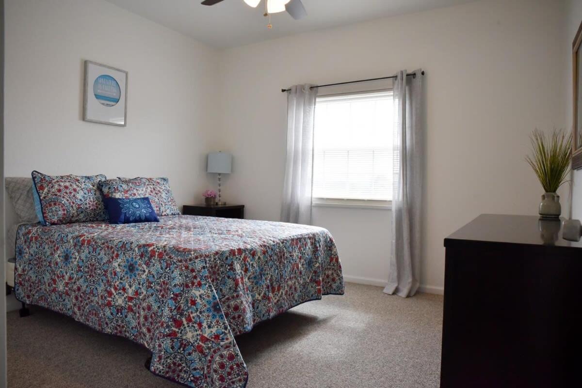 Cozy & Family Friendly Sleeps 6