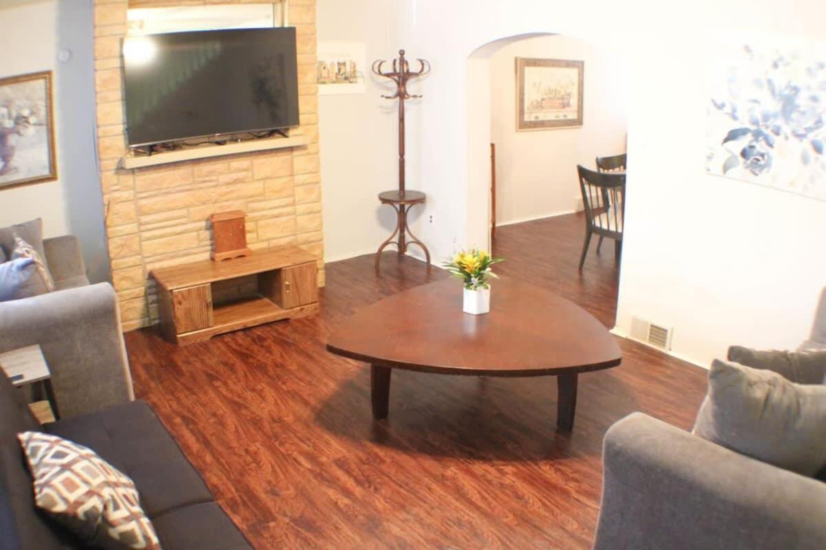 Massive 4 Bed House-short Walk To Amazing View * Pittsburgh