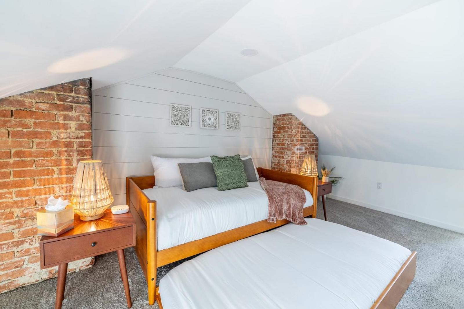 Ferienhaus 2 King Beds - Free Parking - Bbq - Arcade - Patio