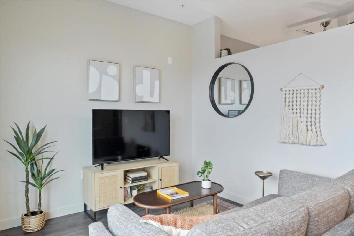 Cozysuites Roomy 1br, Lawrenceville Pittsburgh