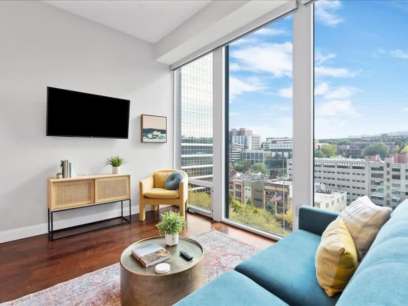 Cozysuites 1br, Ppg Paints Arena, Pitts Apartment Pittsburgh