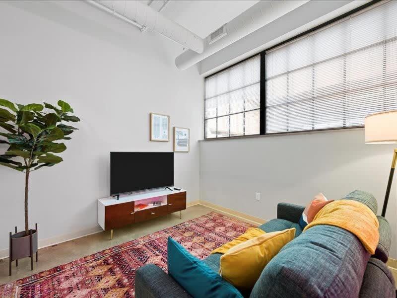 Apartment Cozysuites Roomy 1br, Downtown