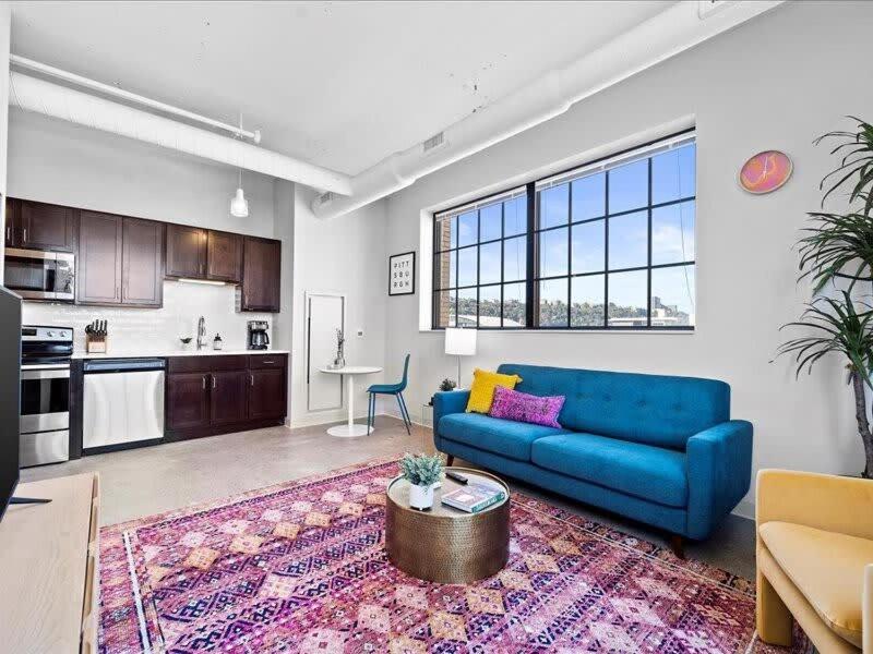 Cozysuites Modern 1br, Downtown *