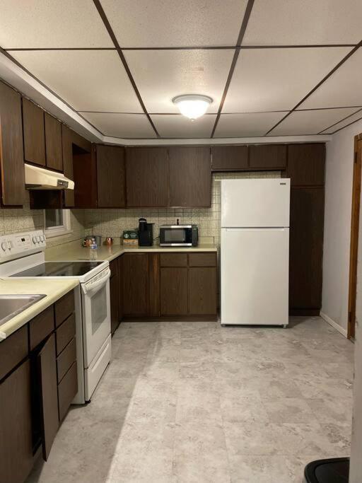 Cozy 4 Bd House In Pitt *