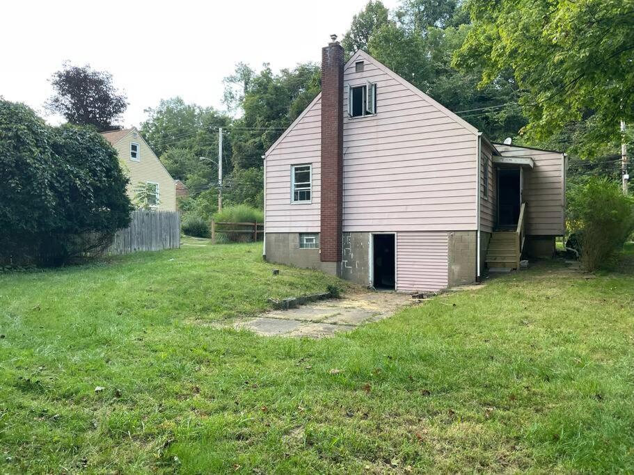 Cozy 4 Bd House In Pitt Holiday home Pittsburgh