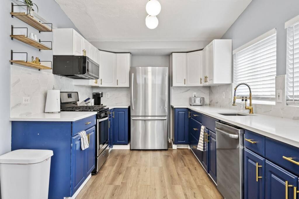 3br Charming With Fireplace Pittsburgh