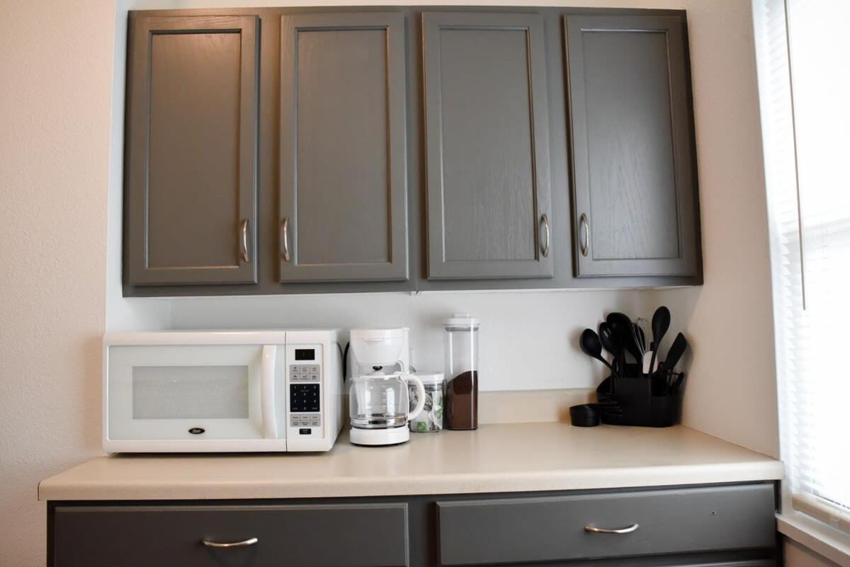 Cozy & Family Friendly Sleeps 6 *