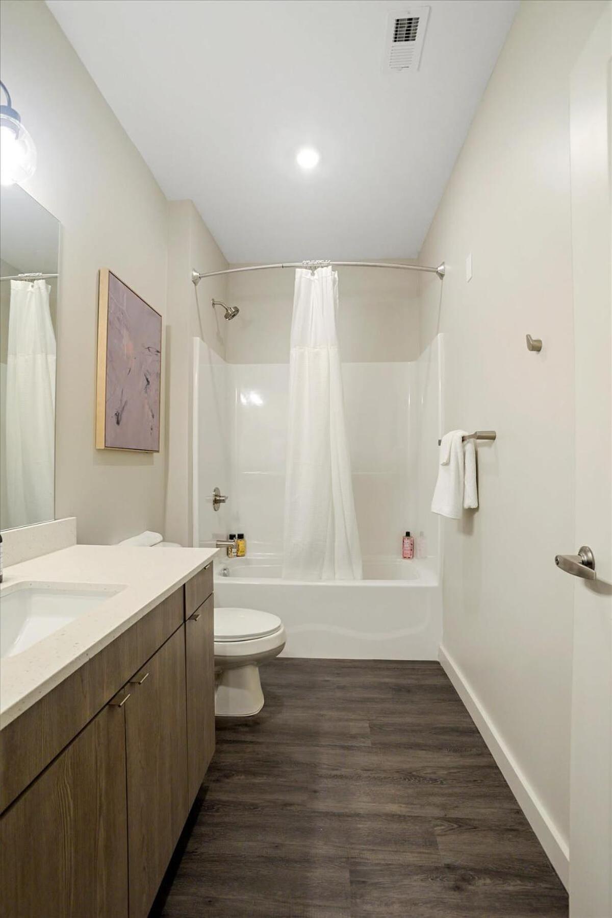 Apartment Cozysuites Modern 1br, Lawrenceville Pittsburgh