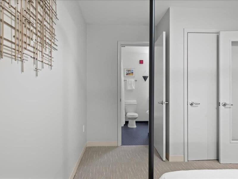 Cozysuites Historic 1br, Downtown