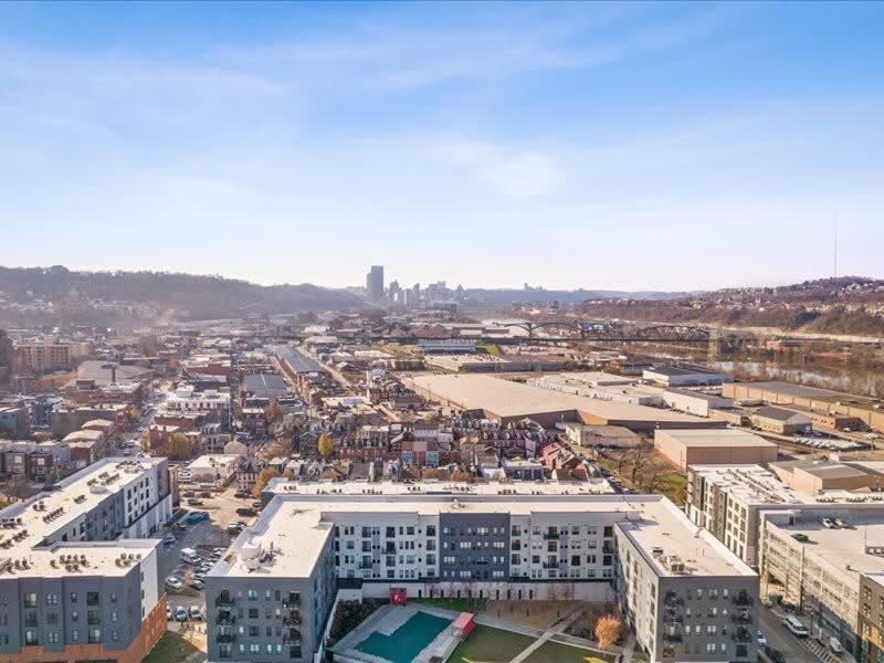 Apartment Cozysuites Lavish Sdo Lawrenceville Pittsburgh