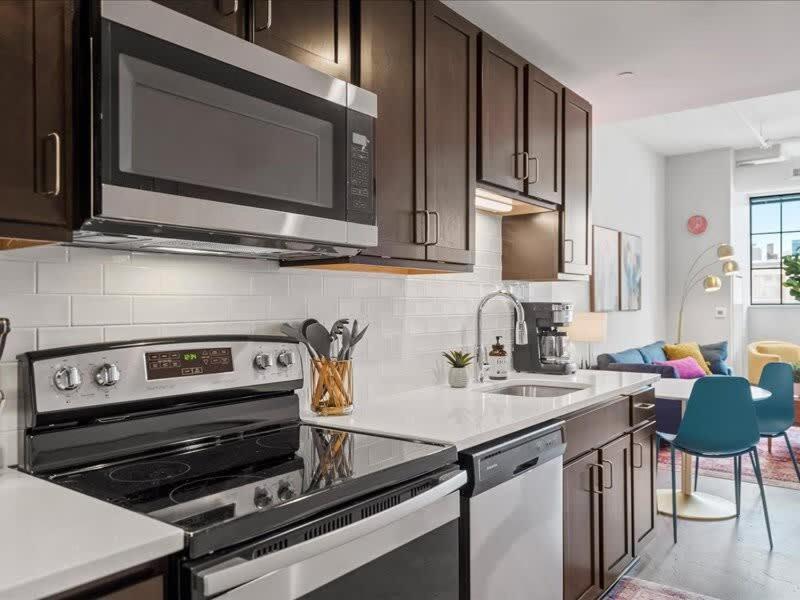 Cozysuites Modern 2br, Downtown * Pittsburgh