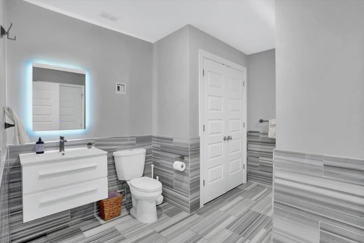 Cozysuites Posh 1br, Ppg Paints Arena, Pitts Apartment