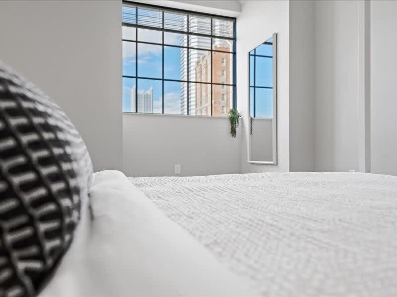 Apartment Cozysuites Modern 2br, Downtown *