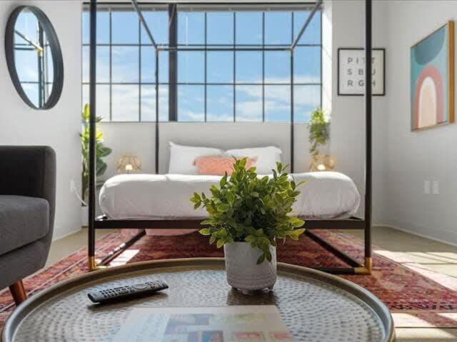 Cozysuites Gorgeous Sdo Downtown Pittsburgh
