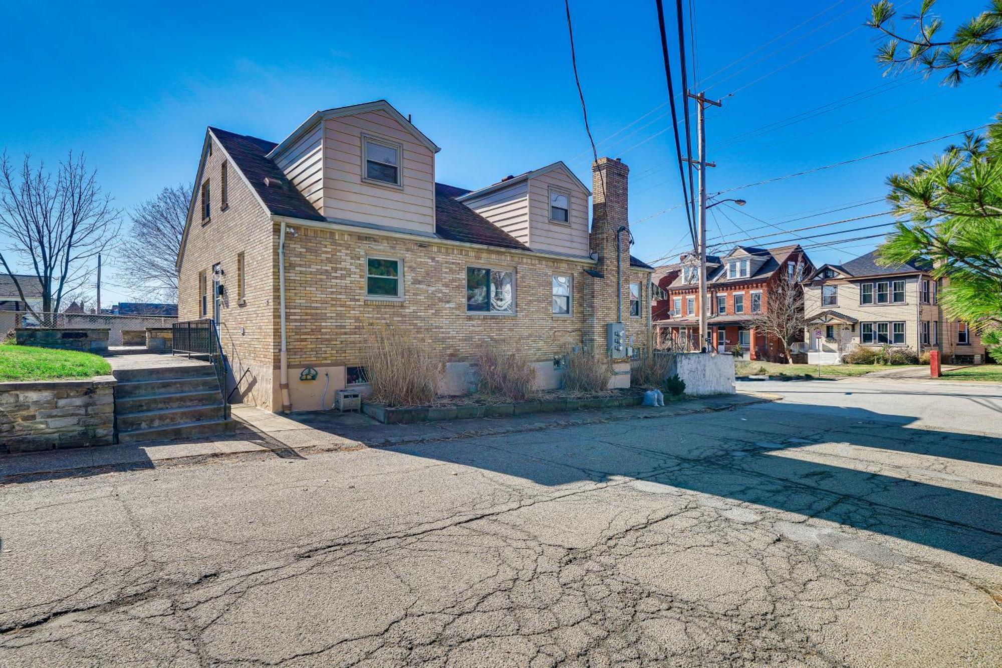 Couples Retreat About 2 Mi To Downtown! Apartment Pittsburgh