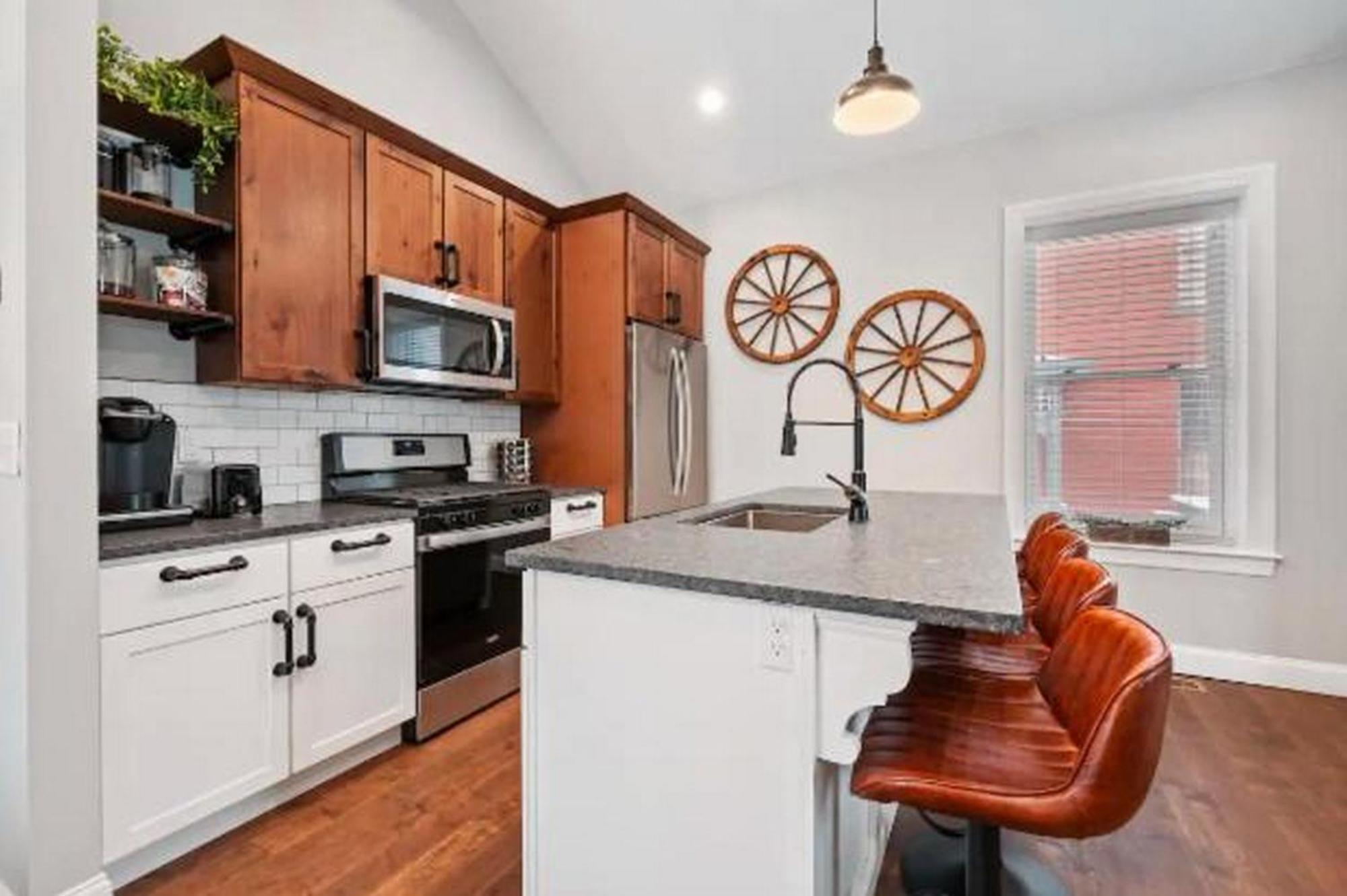 Adorable Reymer Carriage Repair Loft! Holiday home