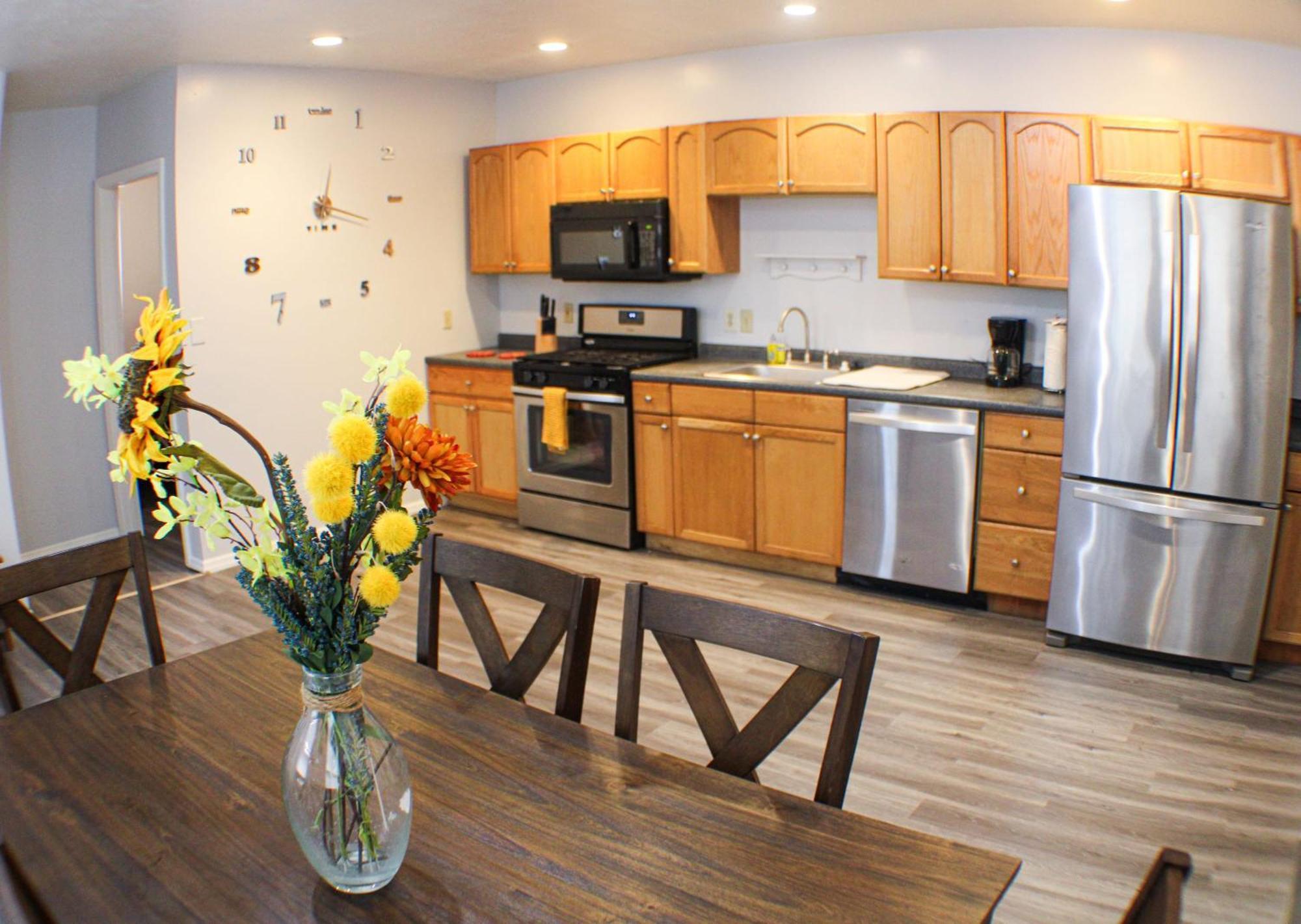 2 Bedroom East Carson Street Sanctuary *