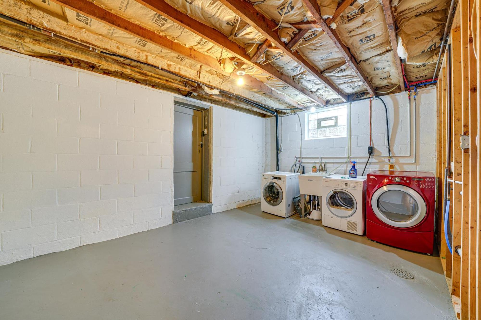 Apartment Couples Retreat About 2 Mi To Downtown! *