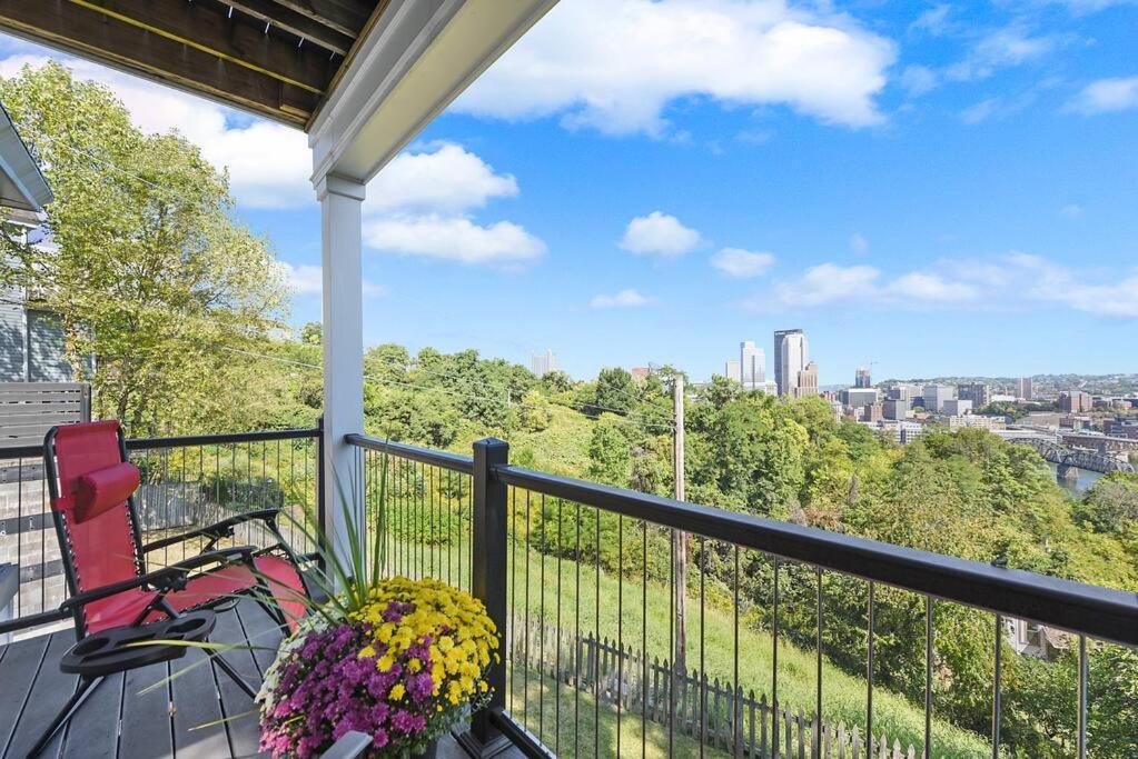 Holiday home View Sanctuary With Hot Tub *