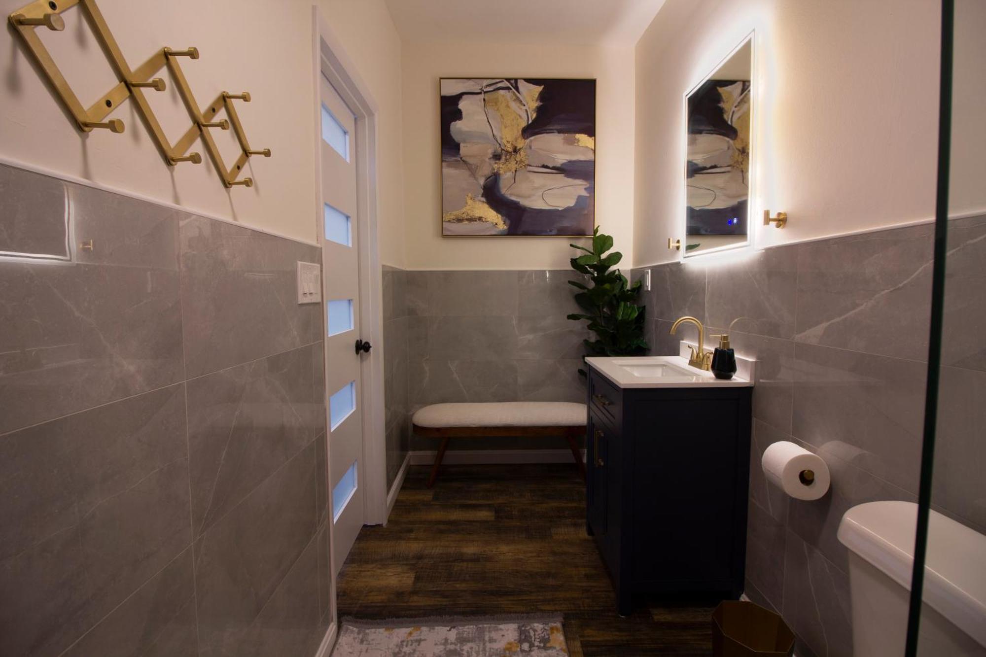 Butler House Penthouse 3br Fireplace Apartment *