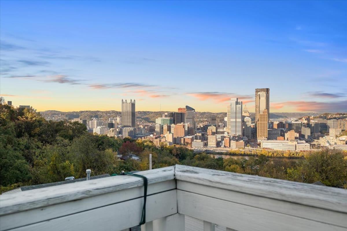 Skyline Serenity Retreat Apartment Pittsburgh