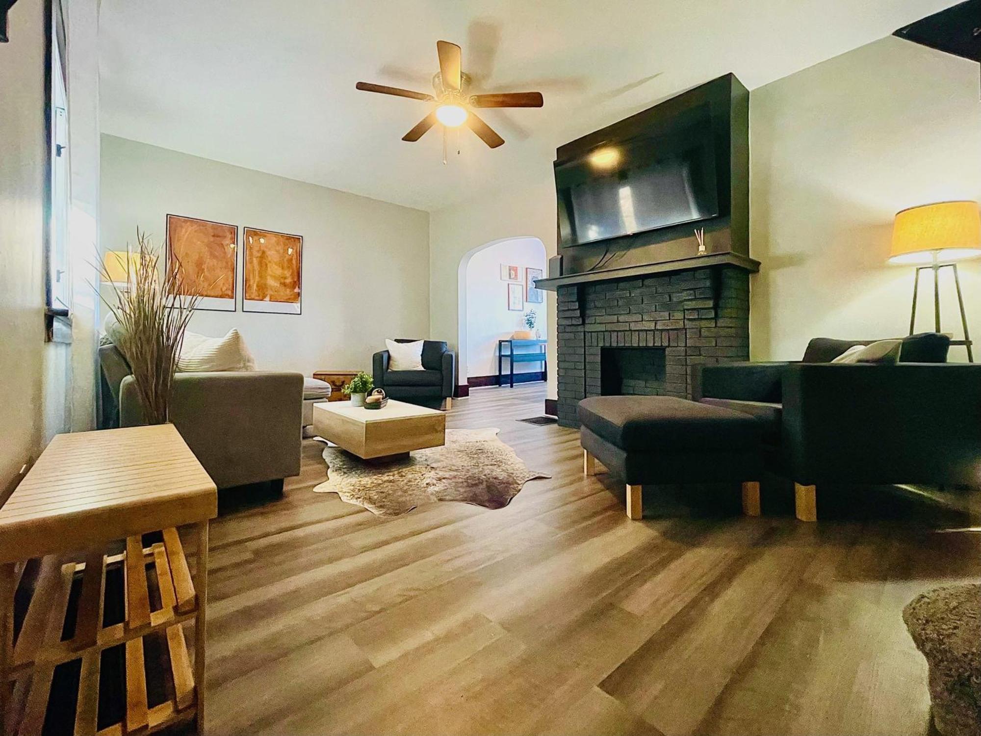 Allegheny Retreat Close To Downtown Holiday home *
