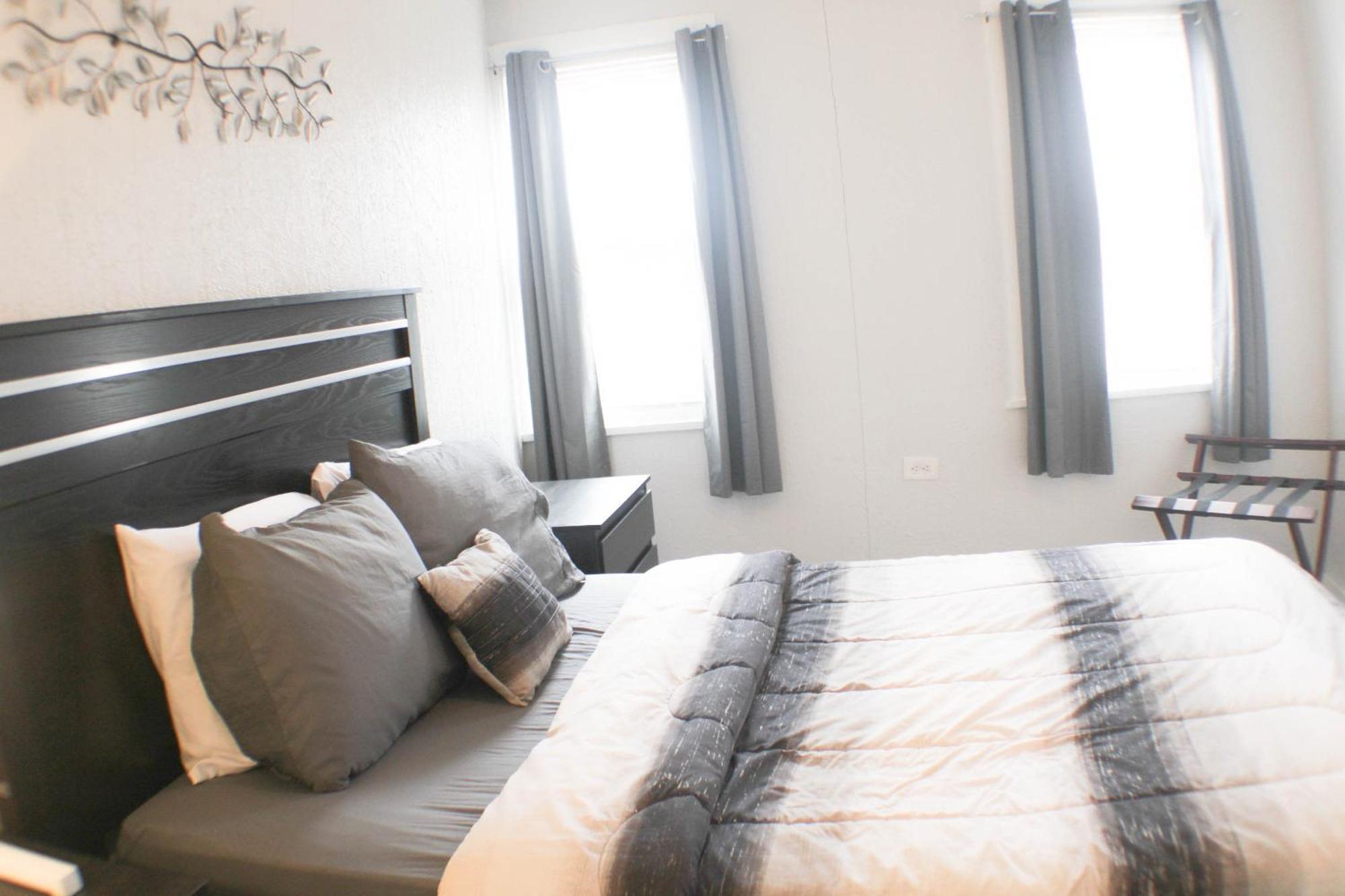 2br - Parking - 5 Min To North Shore! Pittsburgh