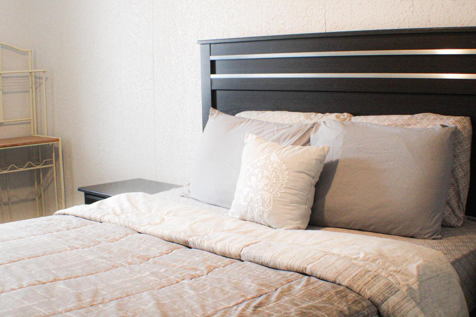 2br - Parking - 5 Min To North Shore! * Pittsburgh
