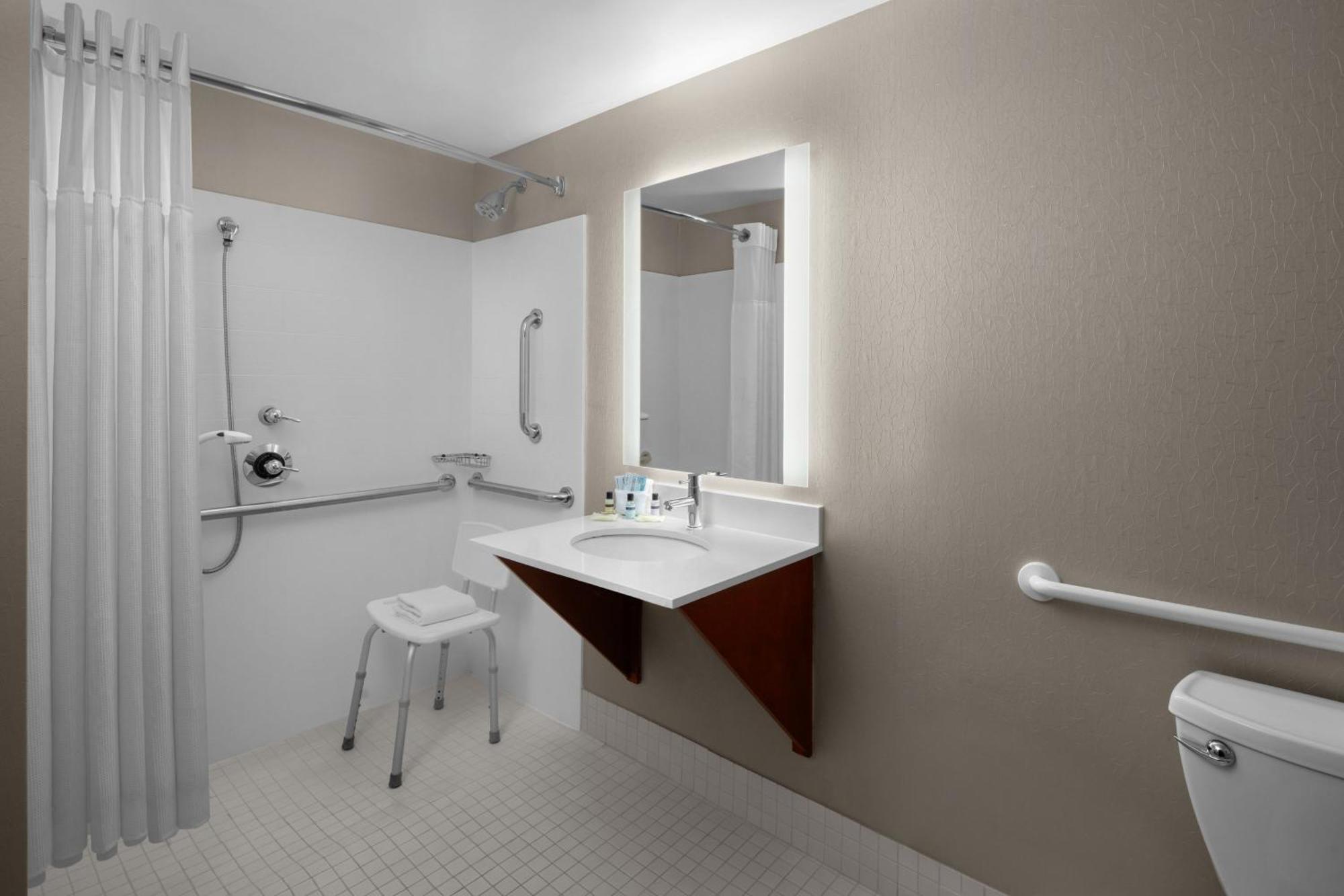 Springhill Southside Works Hotel 3*