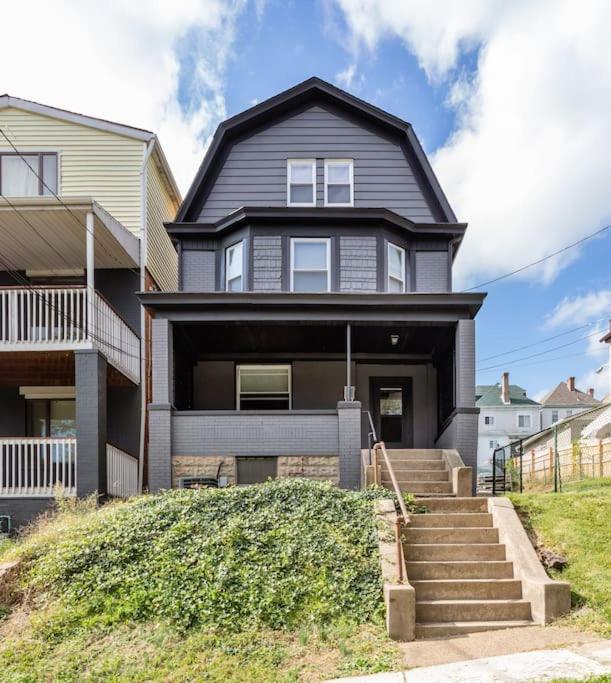 Holiday home Sophisticated Elegance In Pghs Scenic Locale Pittsburgh