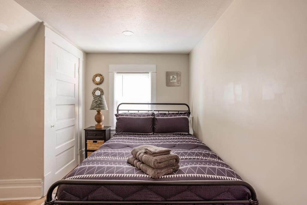 Holiday home Sophisticated Elegance In Pghs Scenic Locale