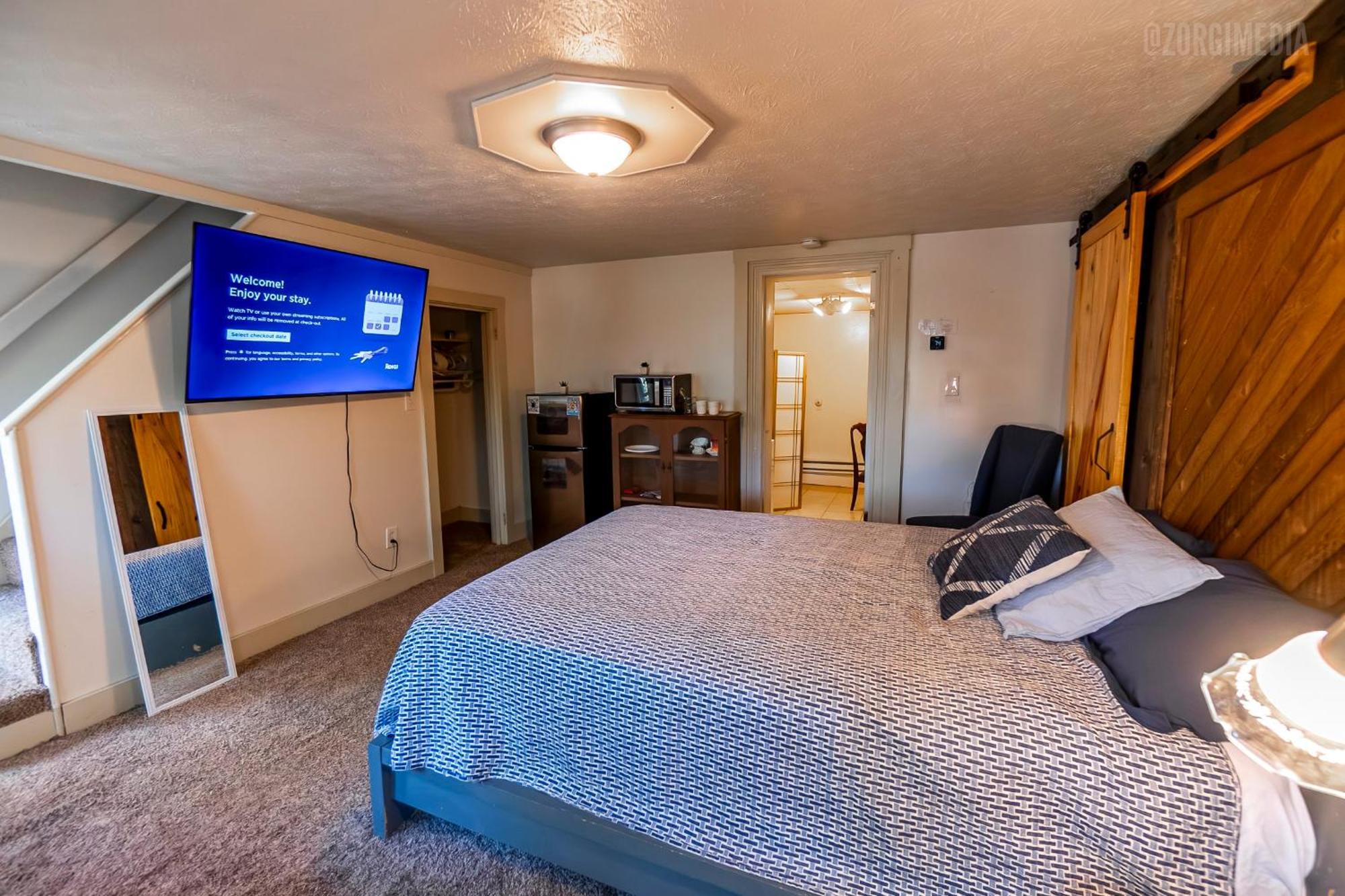 - Easy Access To And Amazing View Apartment