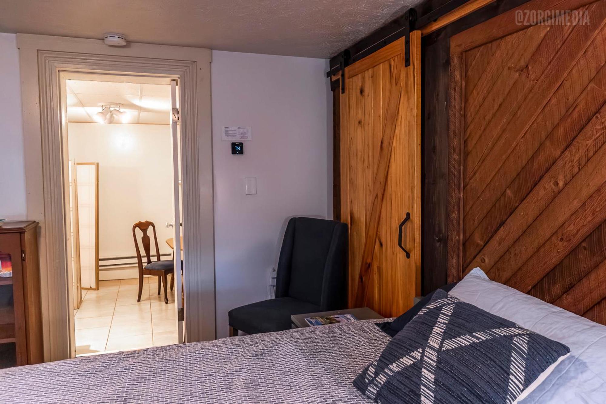 - Easy Access To And Amazing View Apartment *