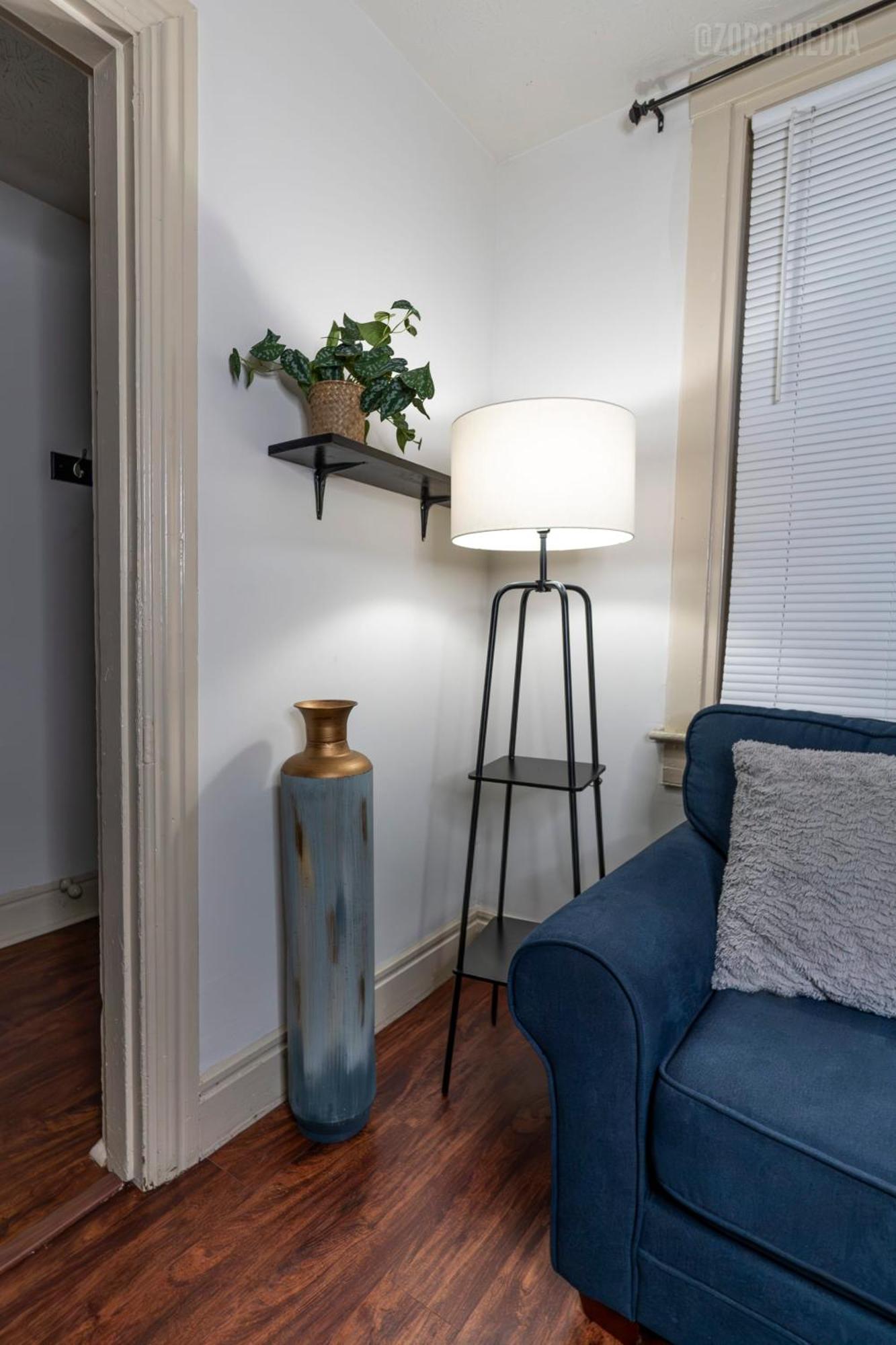 1 Bedroom - Parking - Amazing View Nearby! Apartment Pittsburgh