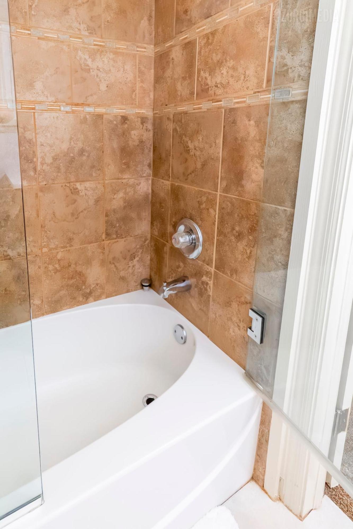1 Bedroom - Parking - Amazing View Nearby! * Pittsburgh