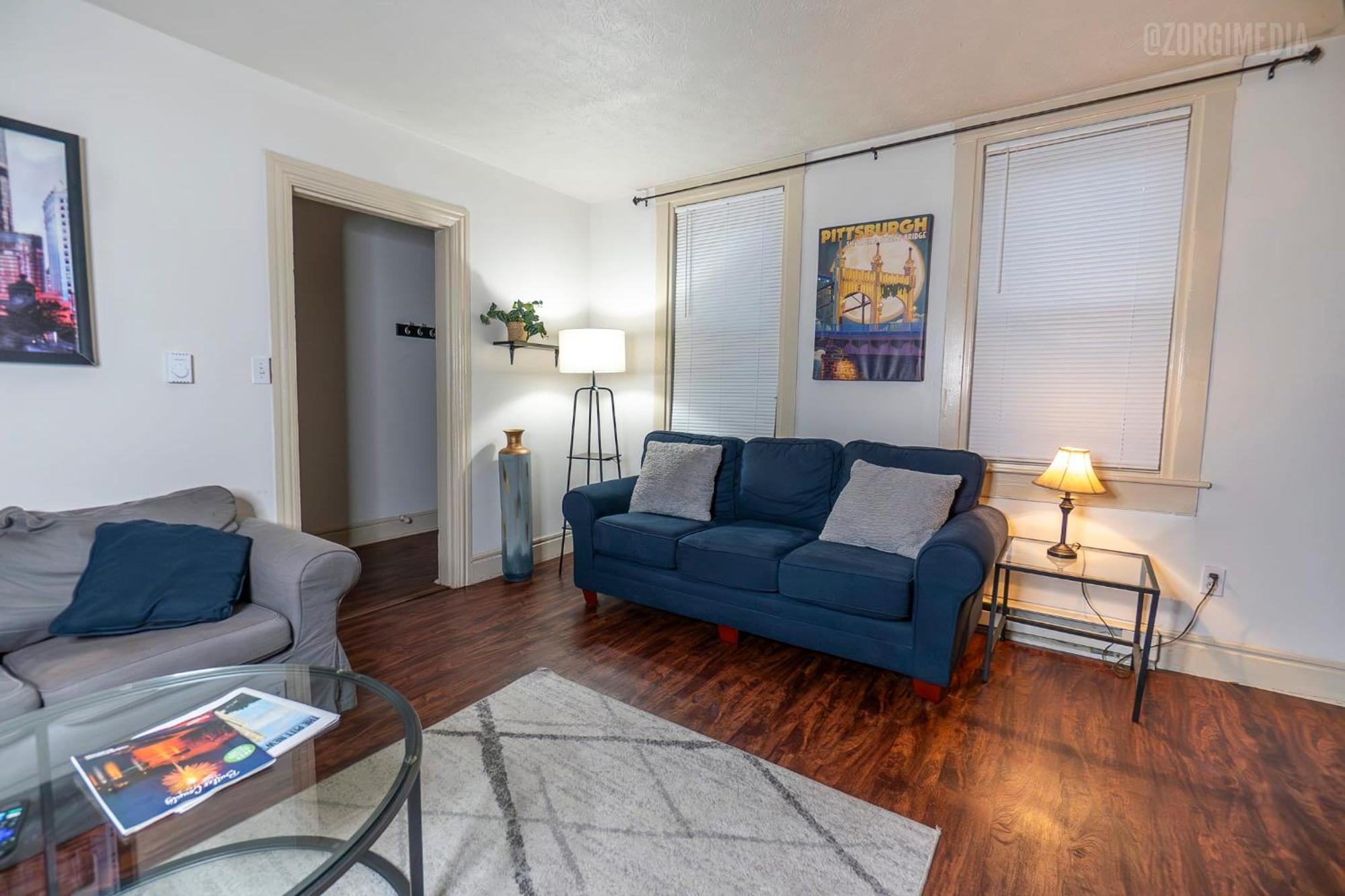 1 Bedroom - Parking - Amazing View Nearby! Pittsburgh