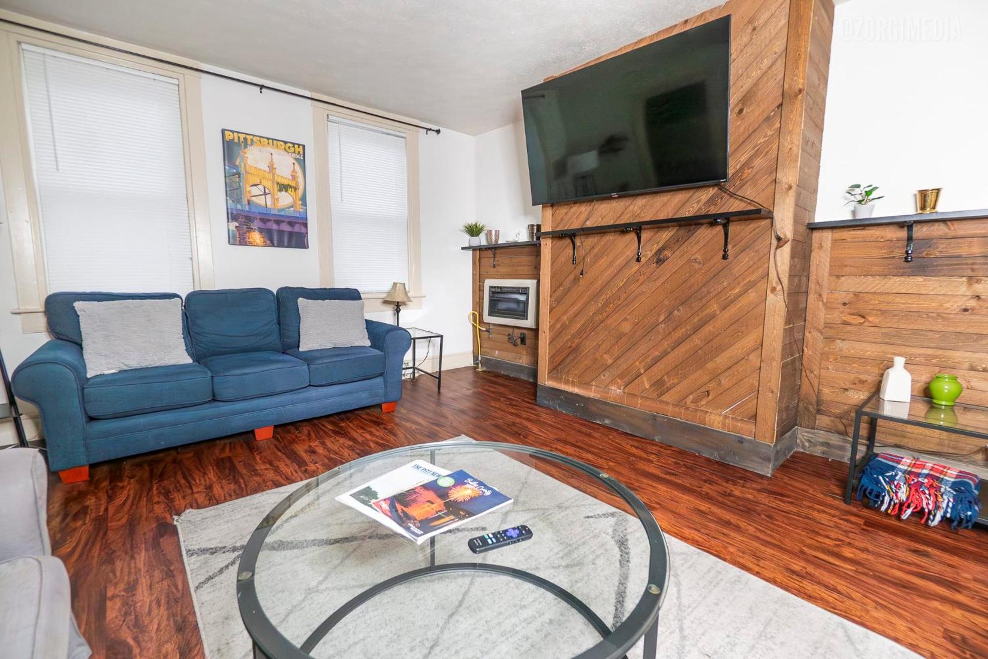 1 Bedroom - Parking - Amazing View Nearby! * Pittsburgh